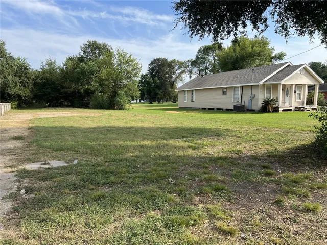 $39,000 | 7234 Terrell Street, Groves, TX 77619
