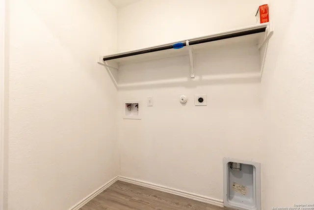 $1,350 | 4439 Zoe Pass, San Antonio, TX 78222