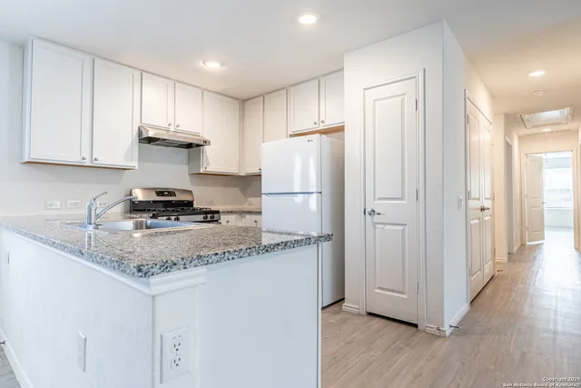 $1,350 | 4439 Zoe Pass, San Antonio, TX 78222