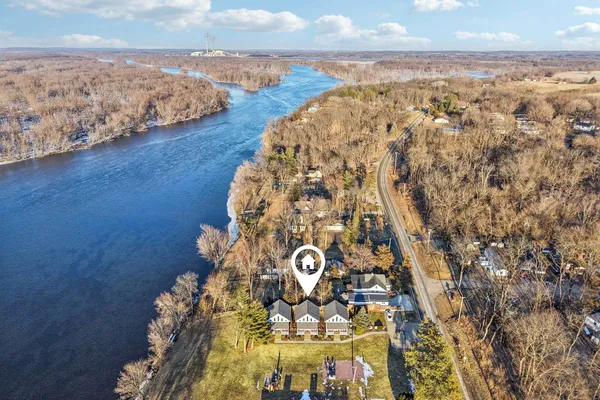 $775,000 | W9348-w9352 County Road, Poynette, WI 53955