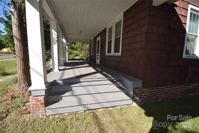 a view of an entryway