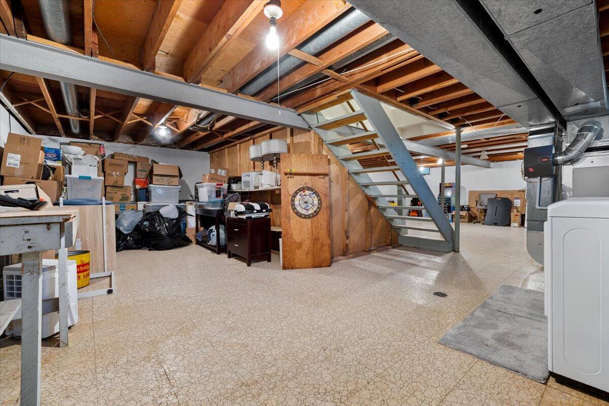 8572 Lee Road Brighton, MI 48116 - Photo 31 of 34 31-8572 Lee-151