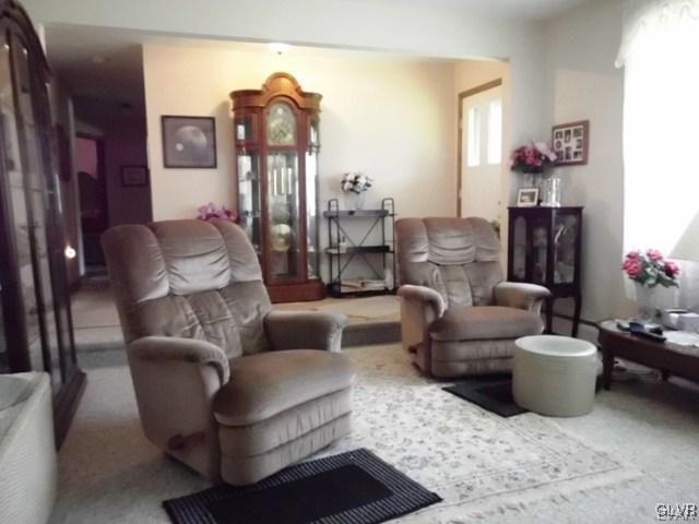 266 Correll Road Kunkletown, PA 18058 - Photo 5 of 24 a living room with furniture and flowers