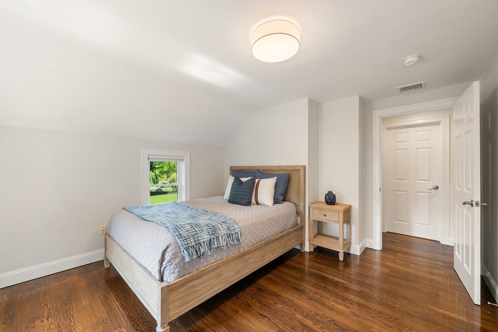 129 Dover Road Westwood, MA 02090 - Photo 24 of 41 Gallery Image 24