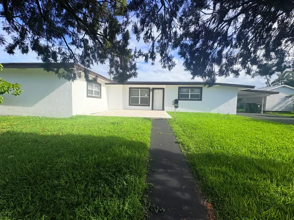 $599,000 | 1319 Crest Drive, Lake Worth Beach, FL 33461