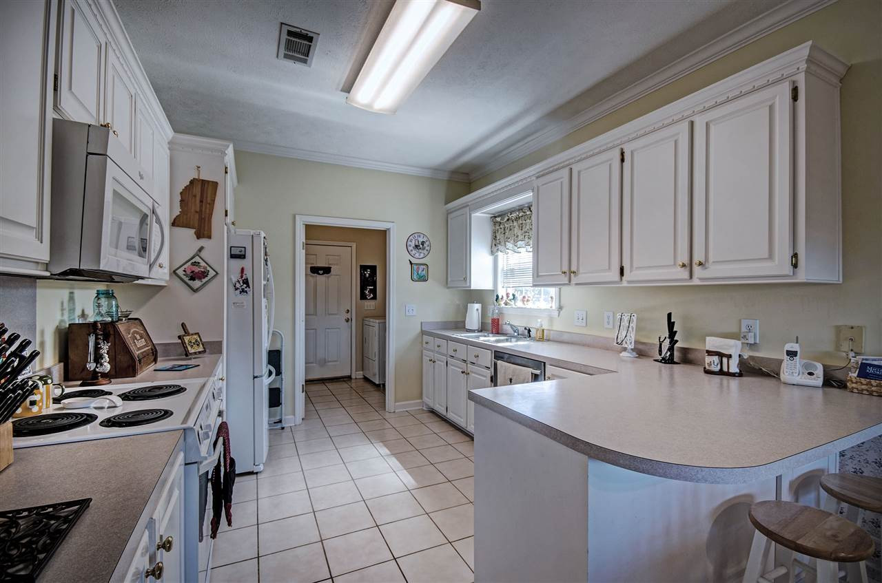 138 Springtree Drive Brandon, MS 39042 - Photo 18 of 46 Photo 18