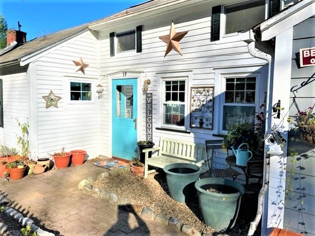 19 Hope Road Henniker, NH 03242 - Photo 6 of 40