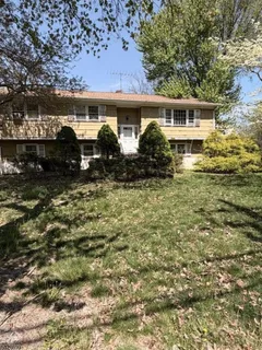 $650,000 | 127 East Northfield Road, Livingston, NJ 07039