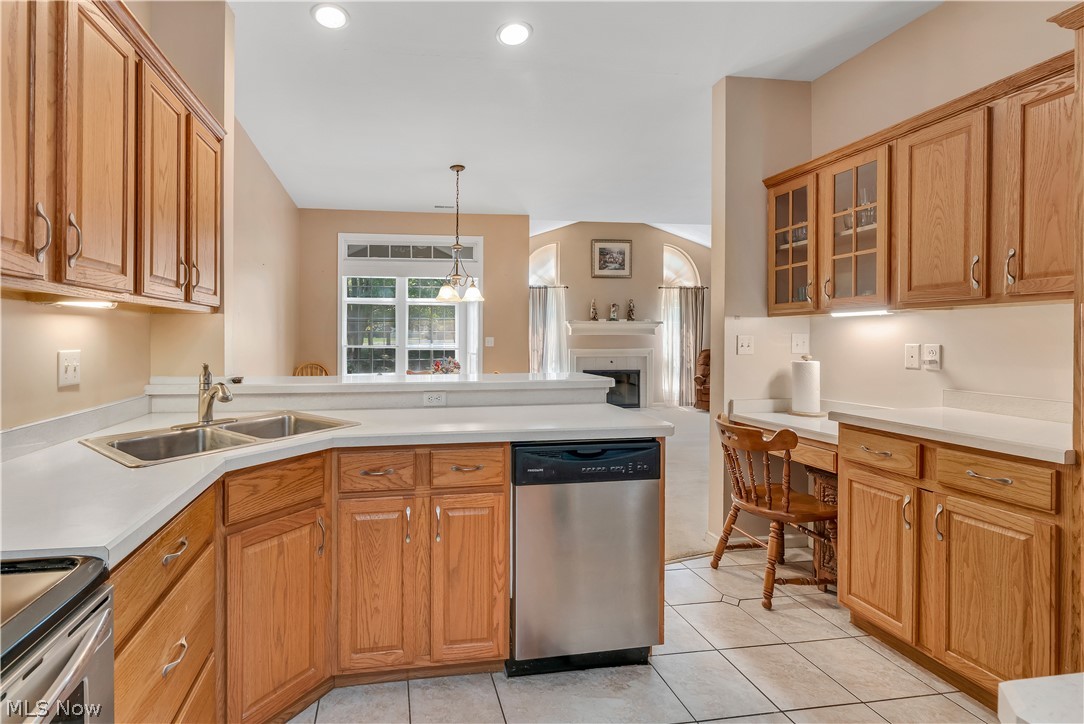 5645 Clingan Road, Unit 2B Struthers, OH 44471 - Photo 4 of 26