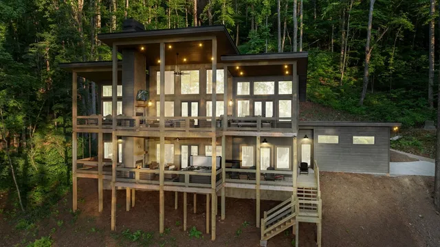 $1,799,000 | 55 Grand Vista Drive, Murphy, NC 28906