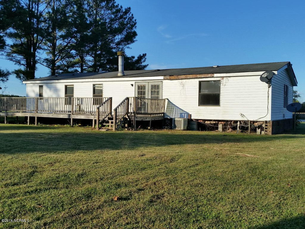 2444 McCaskey Road Williamston, NC 27892 - Photo 2 of 27 5 REAR