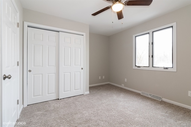 767 Bon Terre Road New Lenox, IL 60451 - Photo 22 of 25 Gallery Image 22