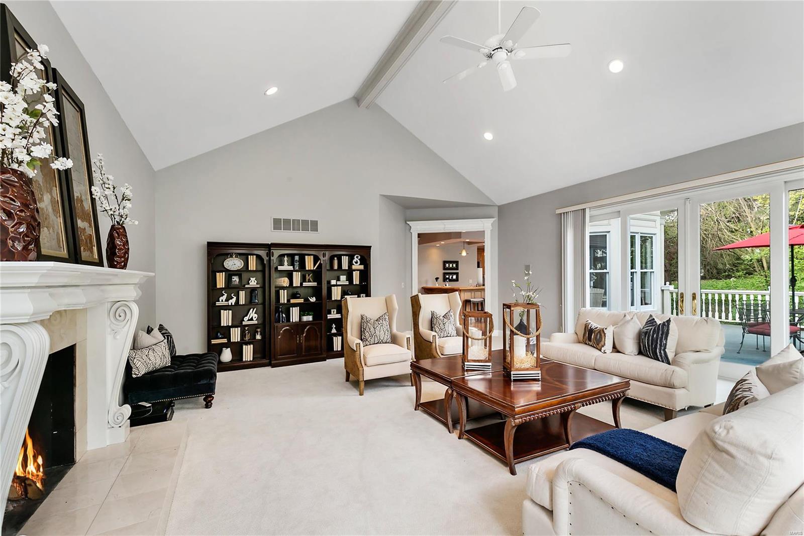 9033 Clayton Road Ladue, MO 63124 - Photo 12 of 31 Gallery Image 12