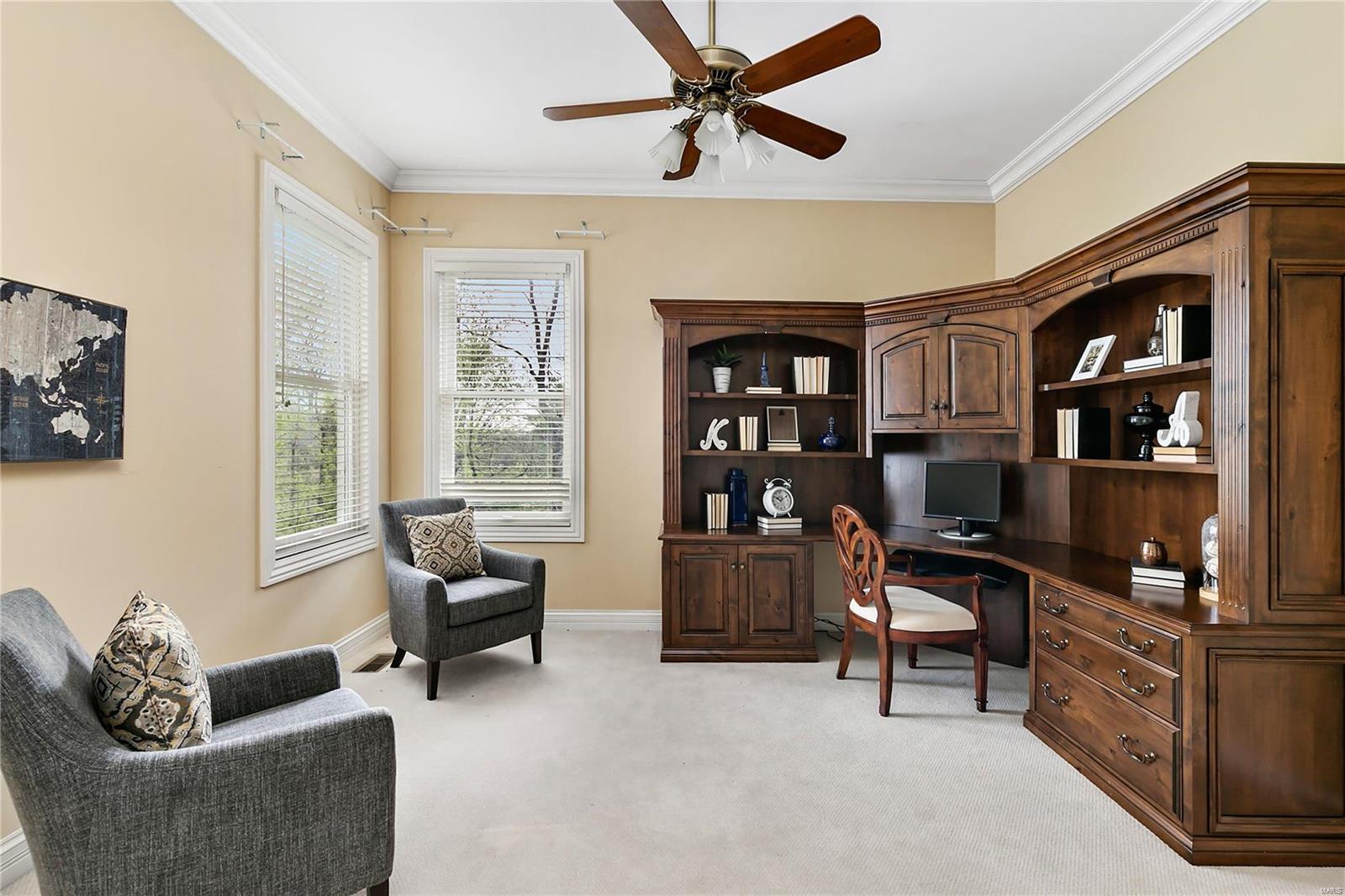 9033 Clayton Road Ladue, MO 63124 - Photo 15 of 31 Gallery Image 15