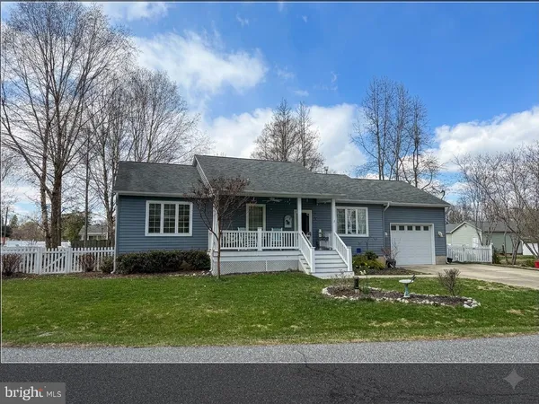 $400,000 | 40426 Bay Drive, Mechanicsville, MD 20659