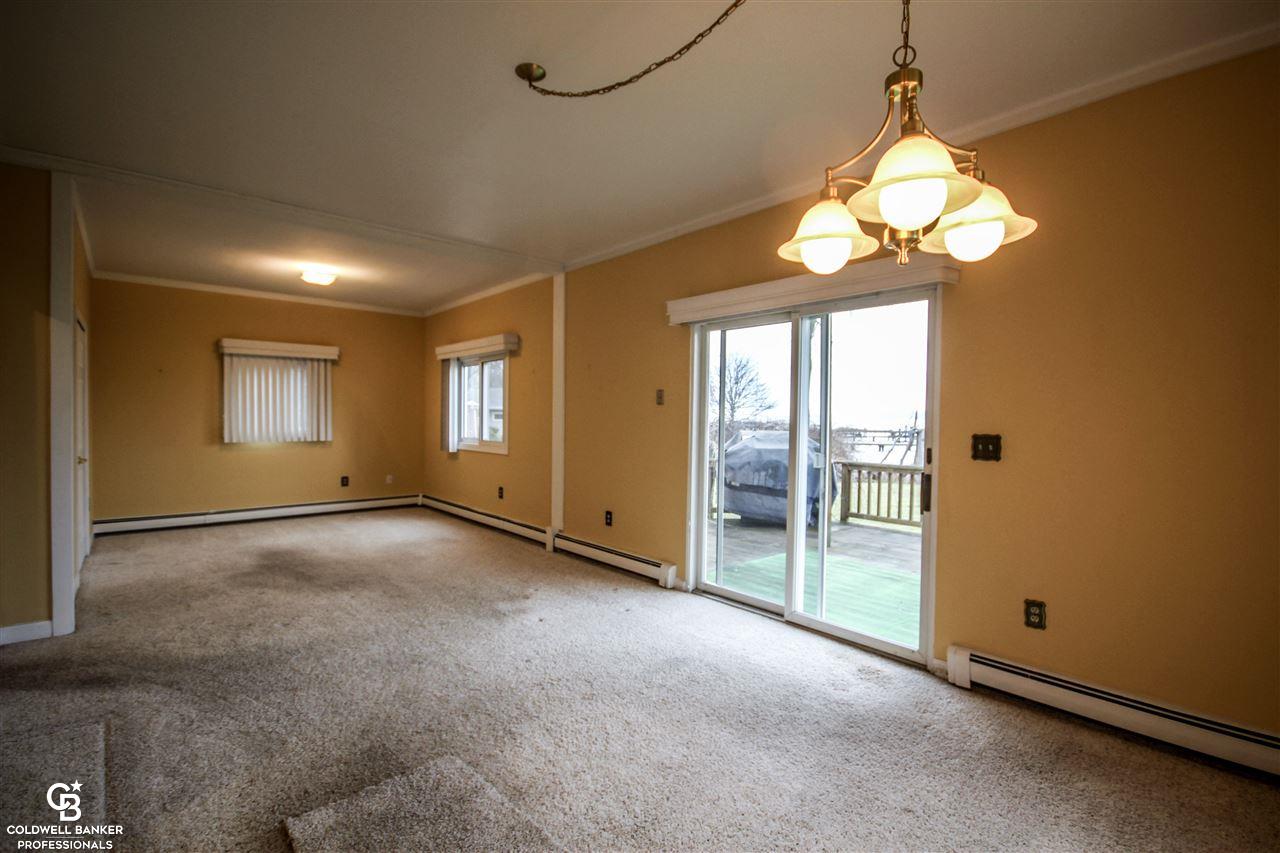 8493 North River Road Marine City, MI 48039 - Photo 18 of 55 31340713-19.JPG