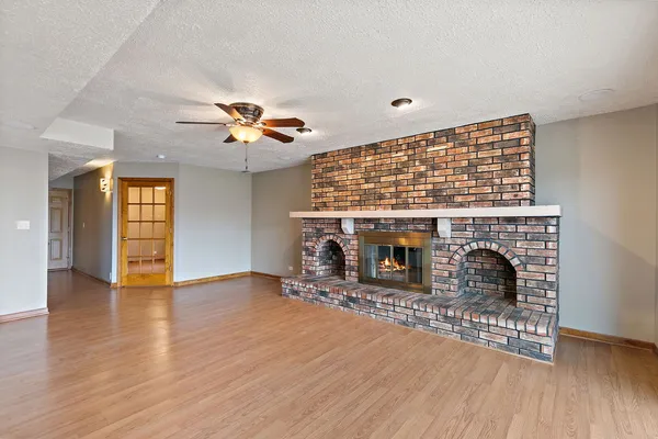 $599,999 | 1133 Thatcher Lane, Addison, IL 60101