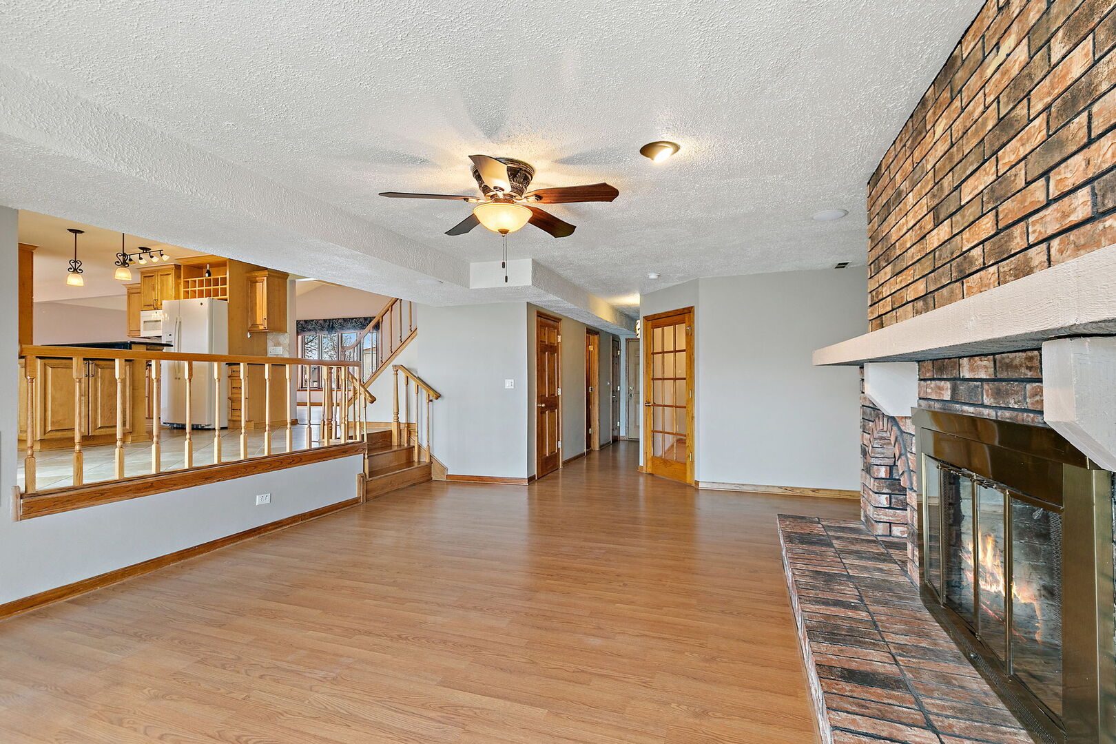 1133 Thatcher Lane Addison, IL 60101 - Photo 18 of 39