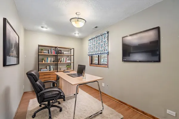 $599,999 | 1133 Thatcher Lane, Addison, IL 60101