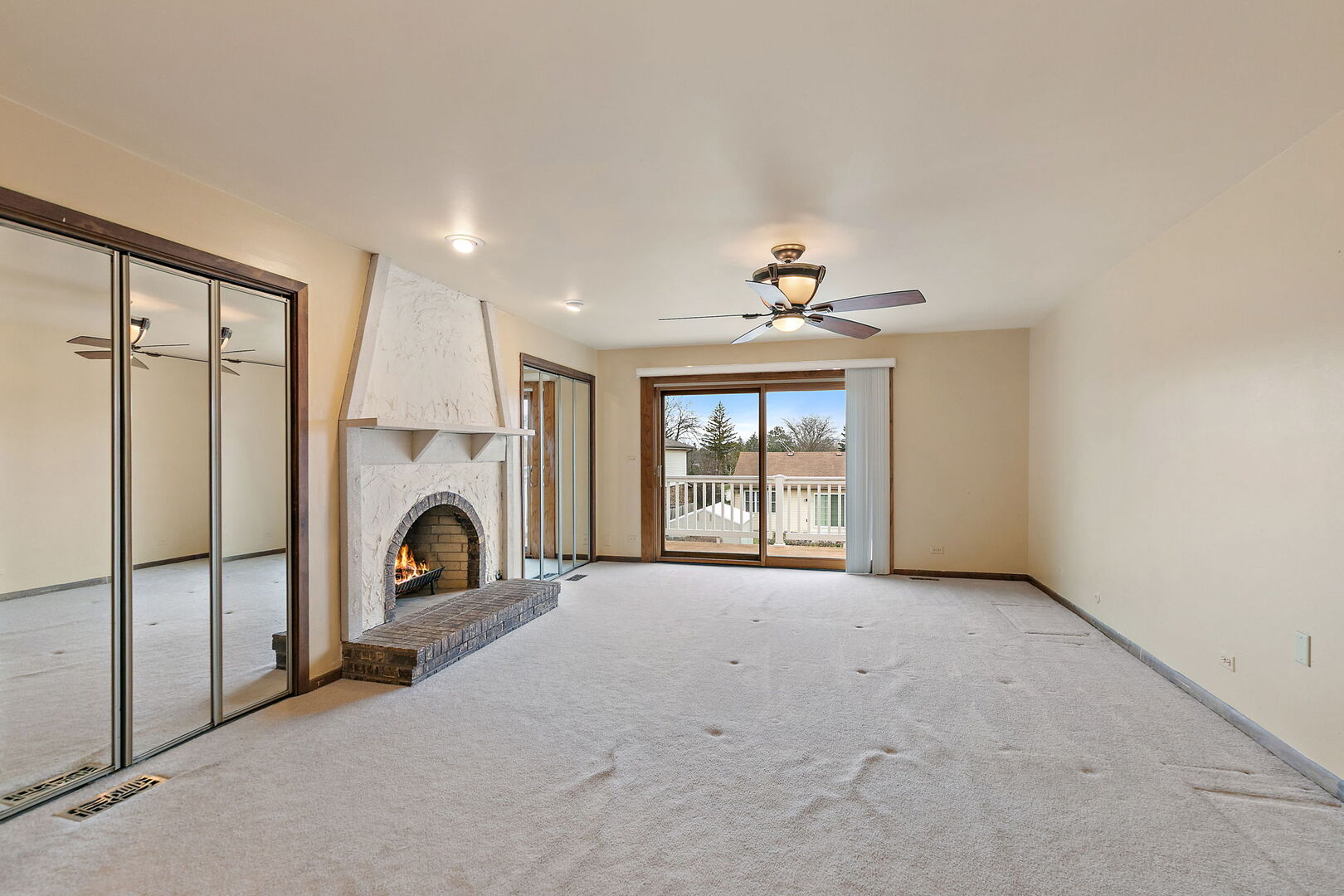 1133 Thatcher Lane Addison, IL 60101 - Photo 23 of 39