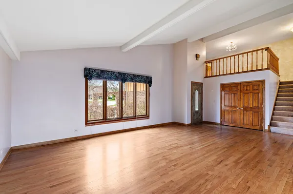 $599,999 | 1133 Thatcher Lane, Addison, IL 60101