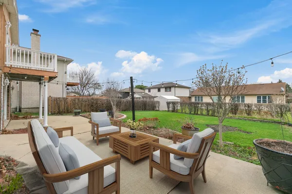 $599,999 | 1133 Thatcher Lane, Addison, IL 60101