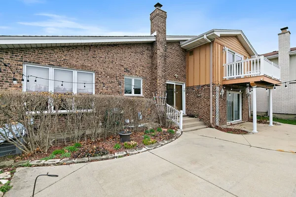 $599,999 | 1133 Thatcher Lane, Addison, IL 60101