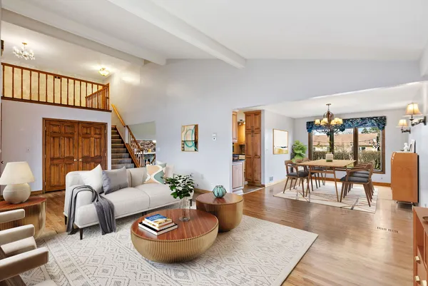 $599,999 | 1133 Thatcher Lane, Addison, IL 60101