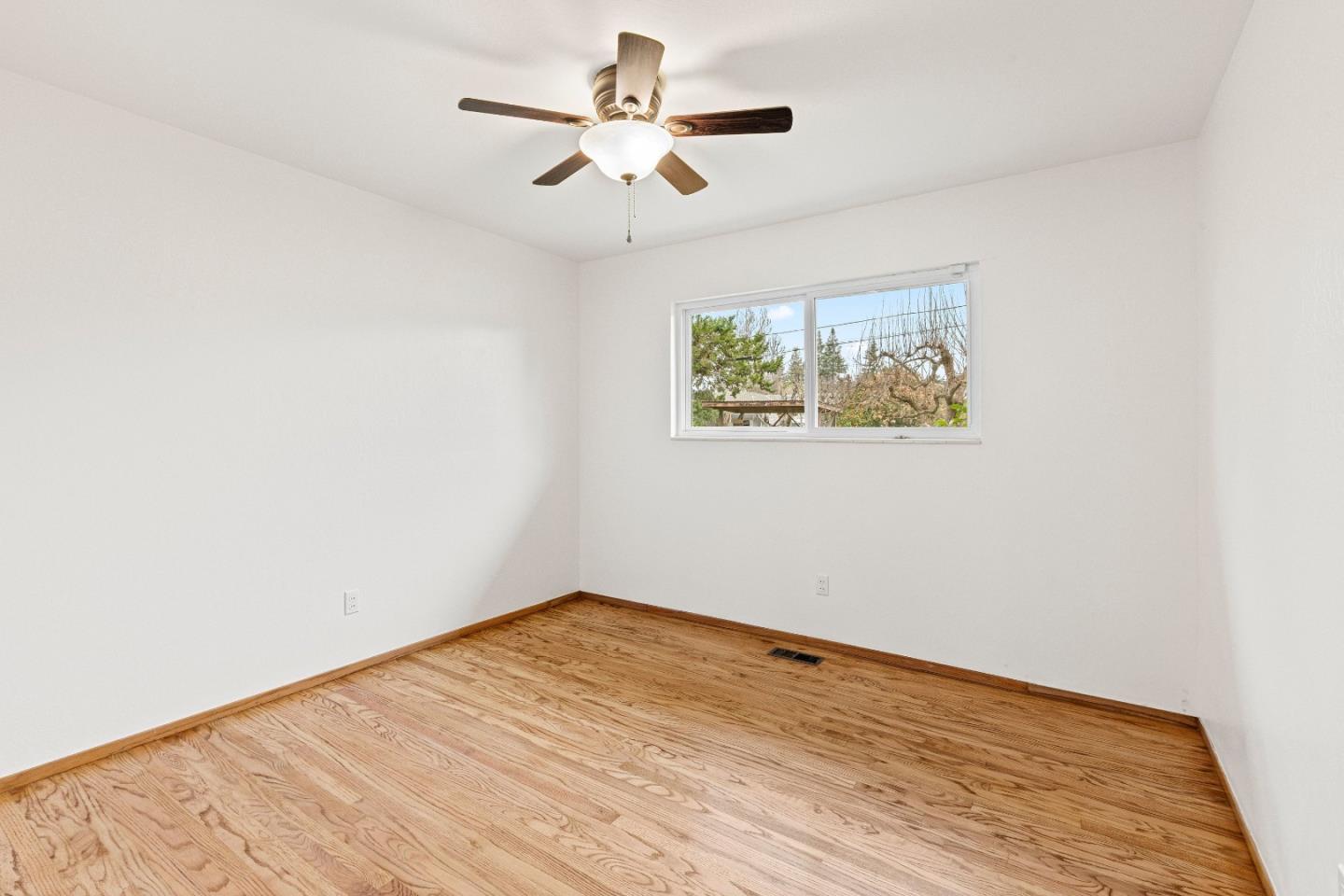 751 West 6th Street Gilroy, CA 95020 - Photo 27 of 48