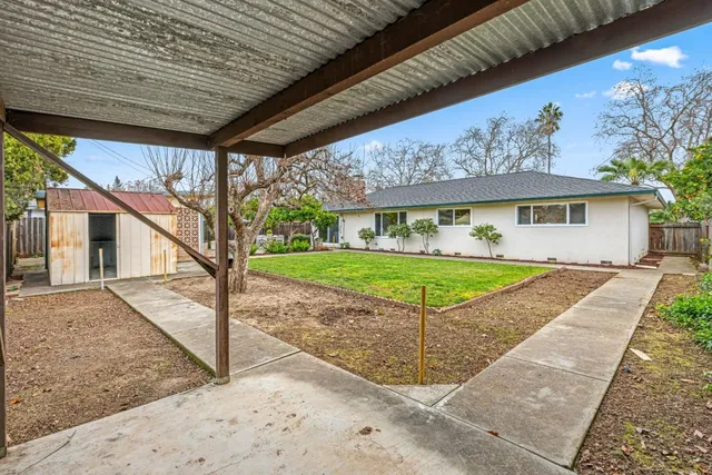 $958,888 | 751 West 6th Street, Gilroy, CA 95020