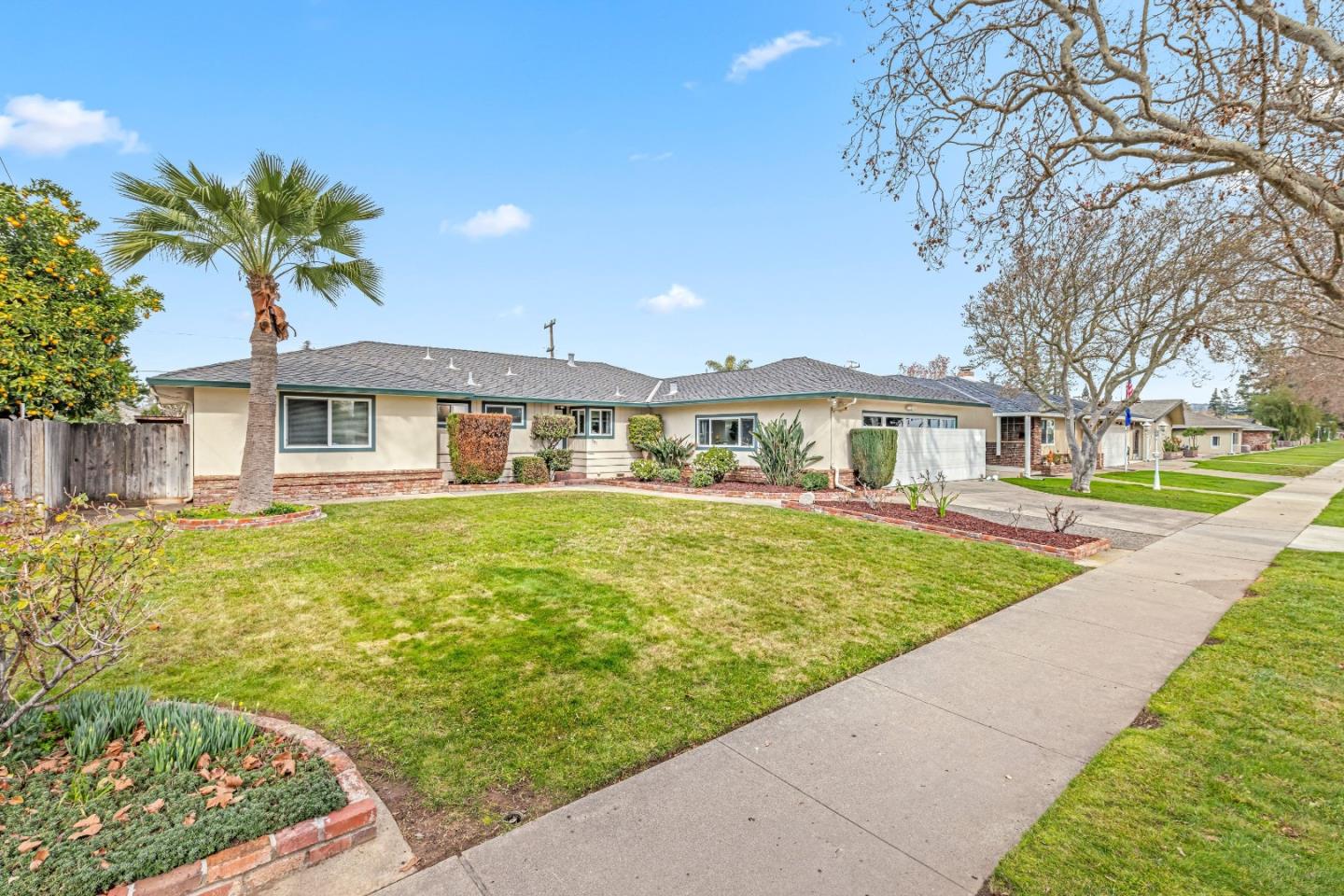 751 West 6th Street Gilroy, CA 95020 - Photo 4 of 48