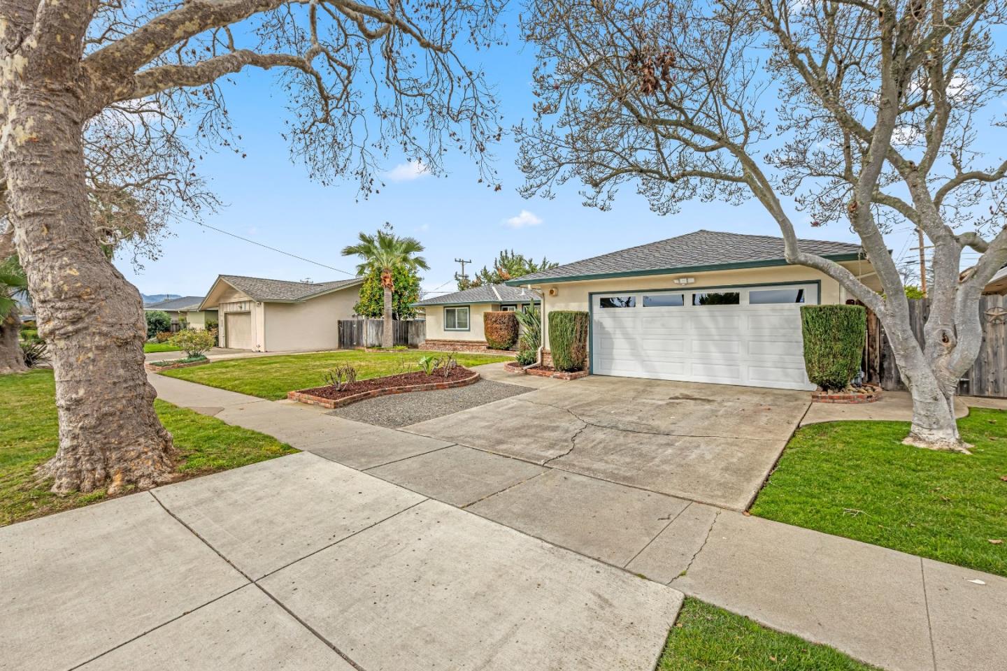 751 West 6th Street Gilroy, CA 95020 - Photo 5 of 48