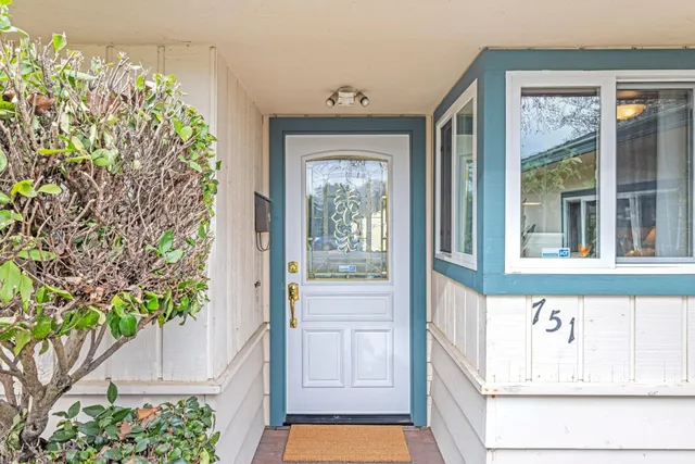 $958,888 | 751 West 6th Street, Gilroy, CA 95020