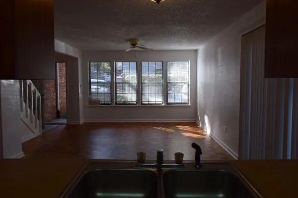 $1,500 | 815 Timbers Court, Tallahassee, FL 32304