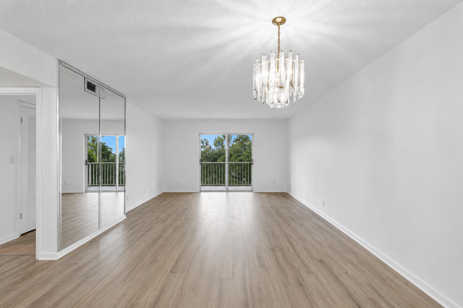 9101 West Sample Road, Unit 402 Coral Springs, FL 33065 - Photo 9 of 31 3
