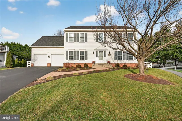 $575,000 | 1004 Lindfield Drive, Frederick, MD 21702
