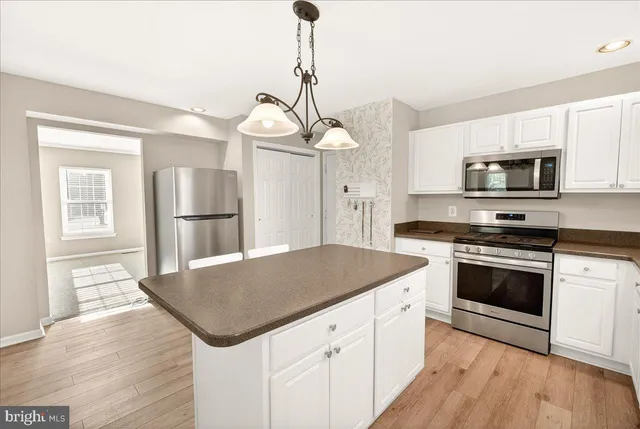 $575,000 | 1004 Lindfield Drive, Frederick, MD 21702