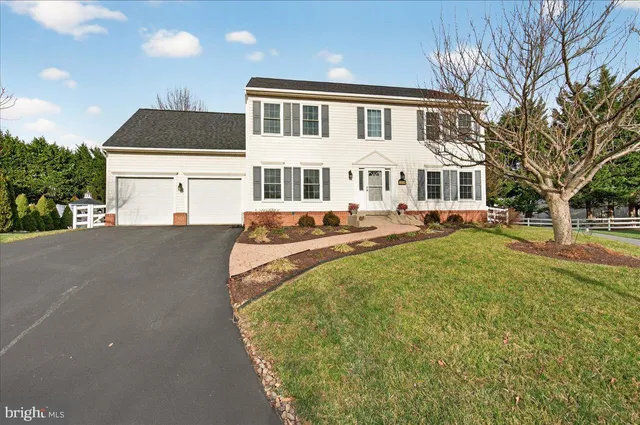 $575,000 | 1004 Lindfield Drive, Frederick, MD 21702