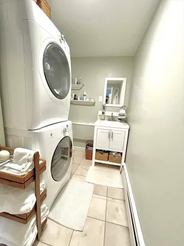 $3,400 | 89 Green Street, Unit 2, Boston, MA 02129