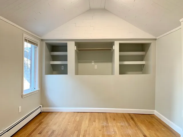 $3,400 | 89 Green Street, Unit 2, Boston, MA 02129