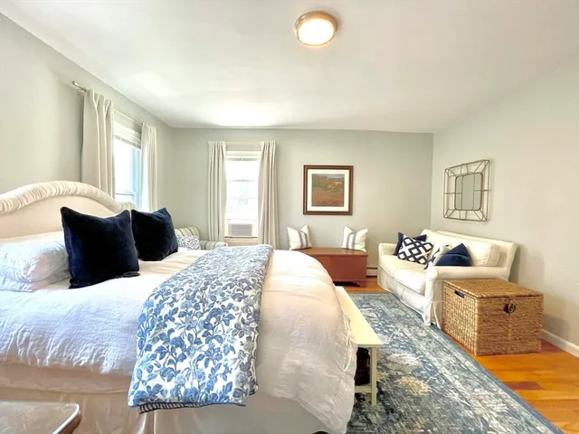 $3,400 | 89 Green Street, Unit 2, Boston, MA 02129