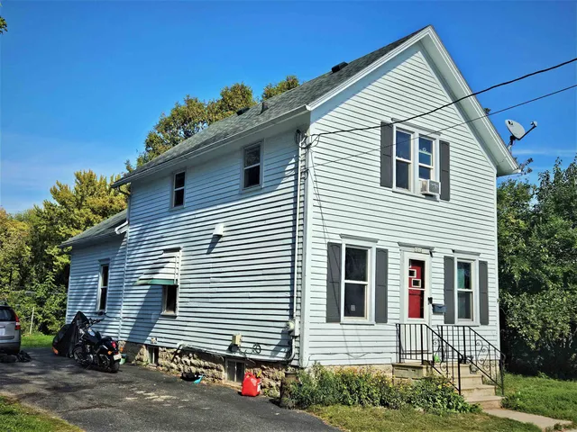 $175,000 | 1212 Carr Place, Oshkosh, WI 54901