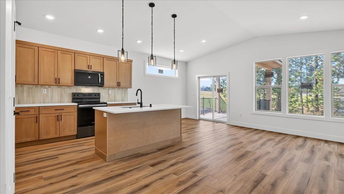 16803 North Wellington Road Colbert, WA 99005 - Photo 4 of 48