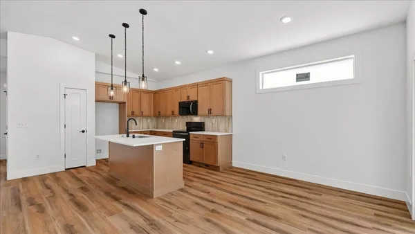 $750,000 | 16803 North Wellington Road, Colbert, WA 99005