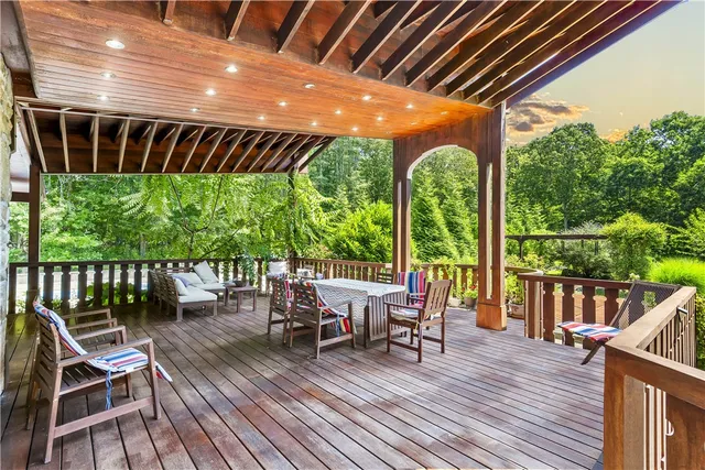 $2,500,000 | 160 Ross Hill Road, Charlestown, RI 02813