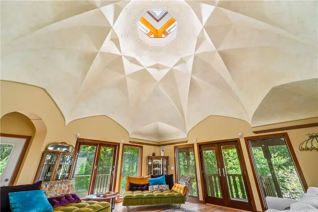 $2,500,000 | 160 Ross Hill Road, Charlestown, RI 02813