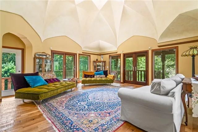 $2,500,000 | 160 Ross Hill Road, Charlestown, RI 02813