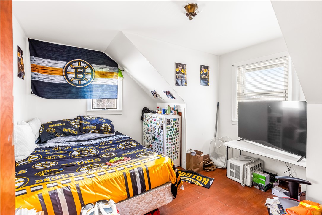 25 Hymer Street Providence, RI 02908 - Photo 15 of 22