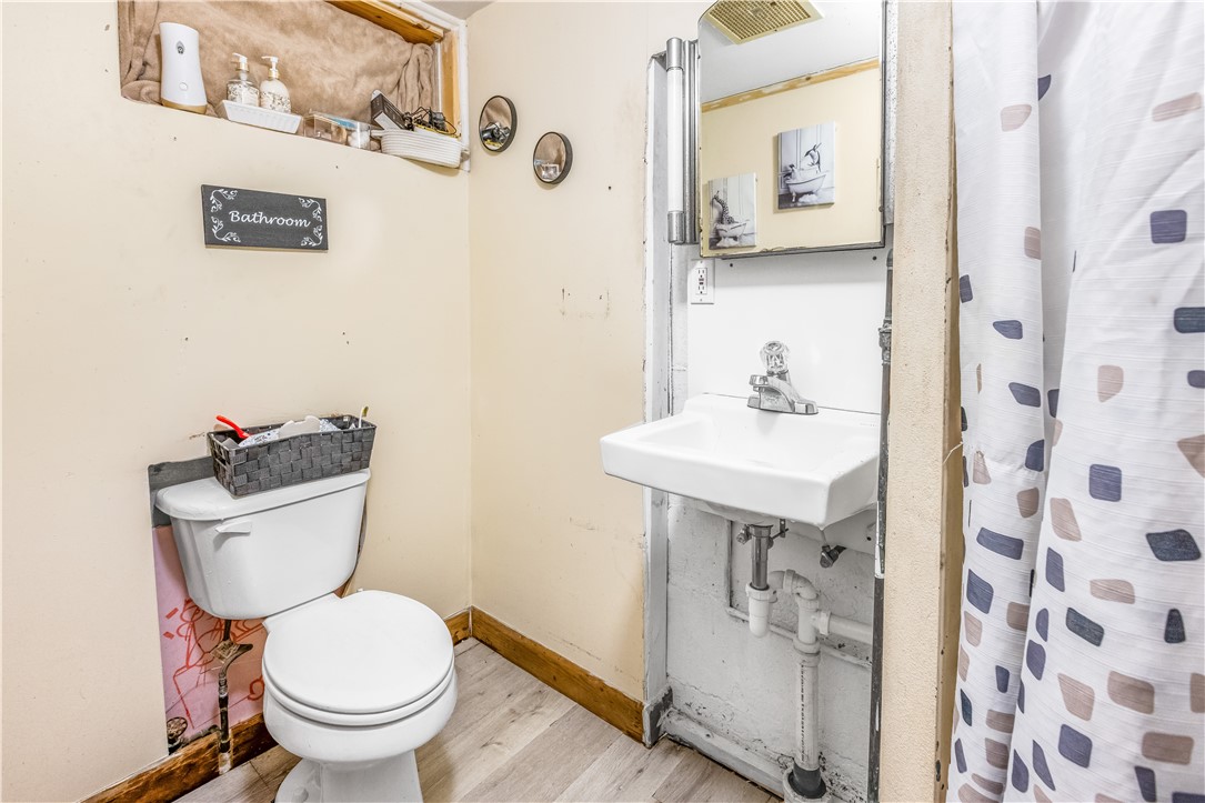 25 Hymer Street Providence, RI 02908 - Photo 19 of 22