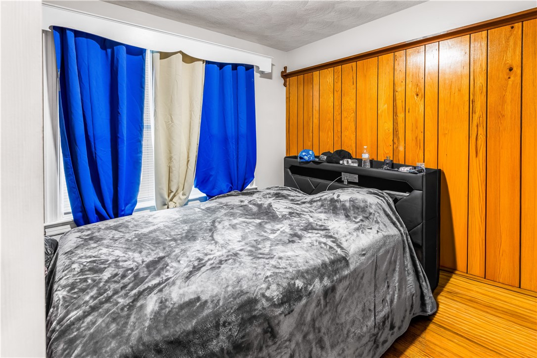 25 Hymer Street Providence, RI 02908 - Photo 9 of 22